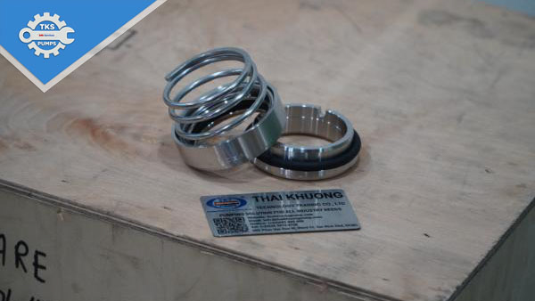 mau-phot-may-bom-nuoc