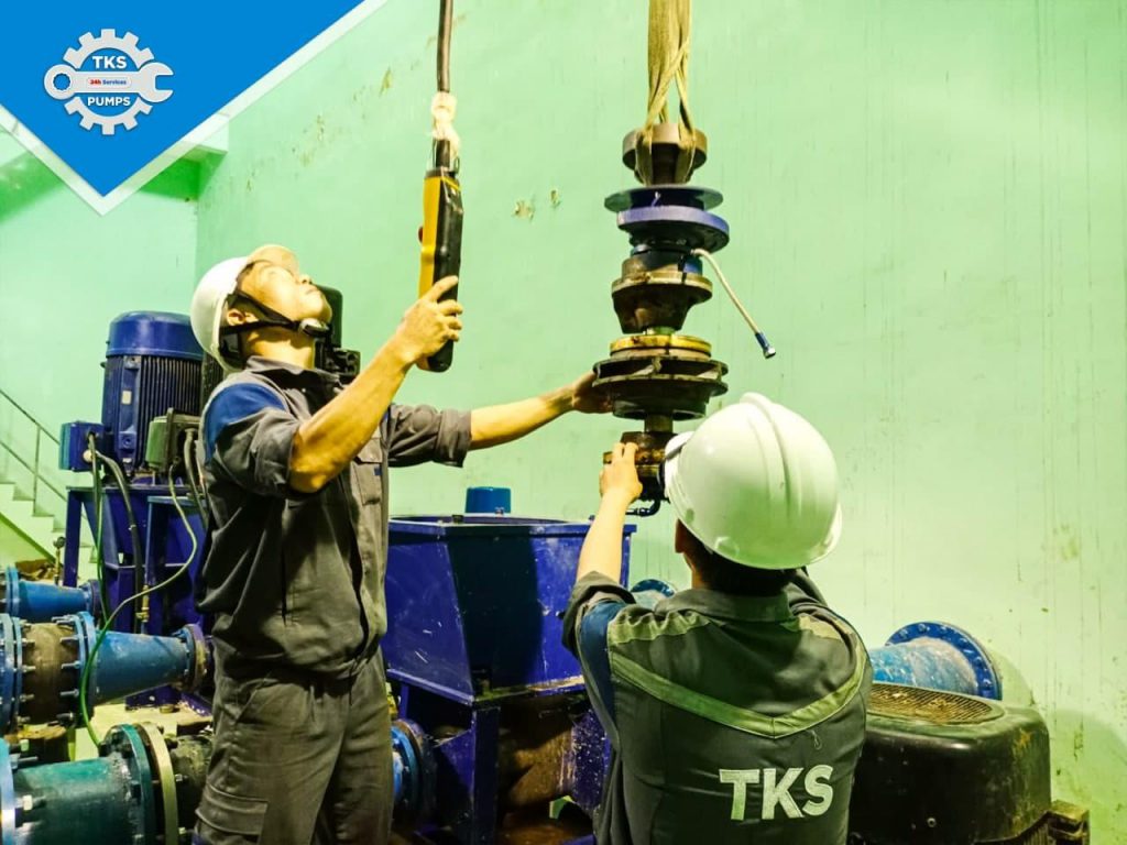 TKS tiến hành sửa chữa máy bơm